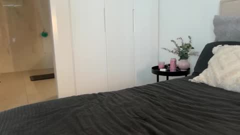 Snapshot of ava_delightt chatting on January 18, 2026, 11:19 pm Ava online show from January 18, 2026, 11:19 pm