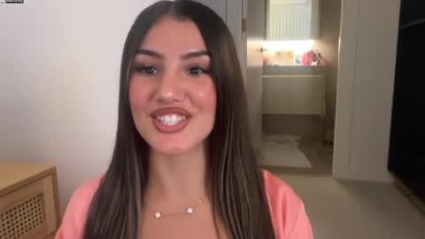 Snapshot of ava_delightt chatting on April 14, 2026, 8:53 am Ava online show from April 14, 2026, 8:53 am