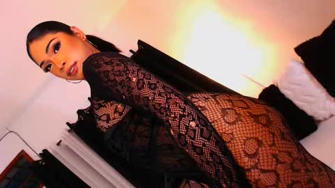 Ava online show from March 12, 2025, 3:02 am