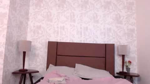 Ava  online show from February 7, 2026, 7:28 pm