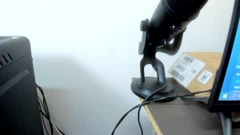 AVA online show from April 8, 2026, 3:28 am