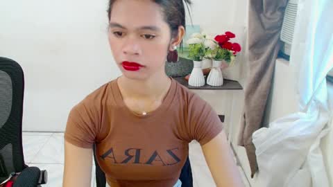 Snapshot of avacadaxcx chatting on April 11, 2026, 12:04 am avacadaxcx online show from April 11, 2026, 12:04 am