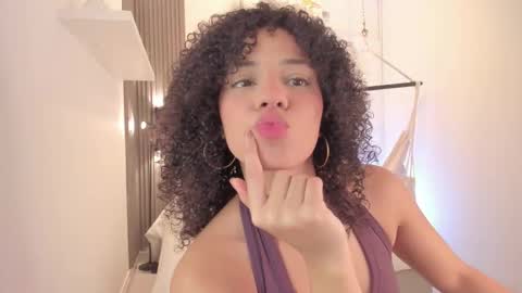 Avalon online show from November 25, 2025, 7:47 pm