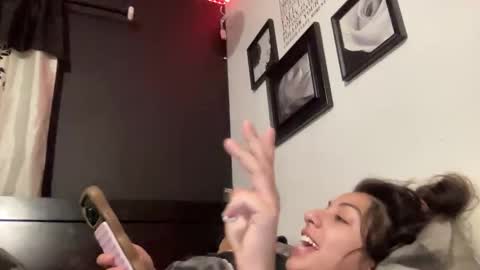 Snapshot of avamonroexo chatting on December 18, 2025, 9:04 am Ava Monroe online show from December 18, 2025, 9:04 am