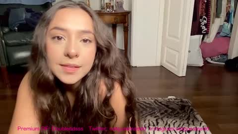 avangelinefunn99 online show from February 5, 2025, 8:11 am