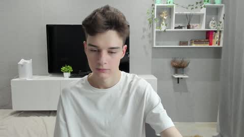 Snapshot of avegothy chatting on February 3, 2025, 11:31 am gothy 3 online show from February 3, 2025, 11:31 am