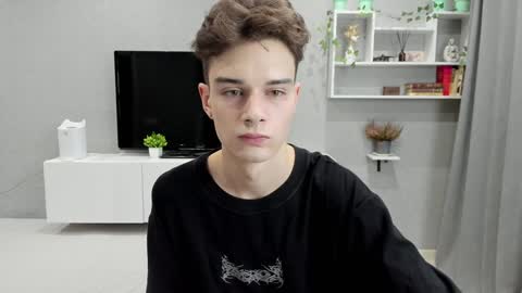 Snapshot of avegothy chatting on February 7, 2025, 6:24 pm gothy 3 online show from February 7, 2025, 6:24 pm