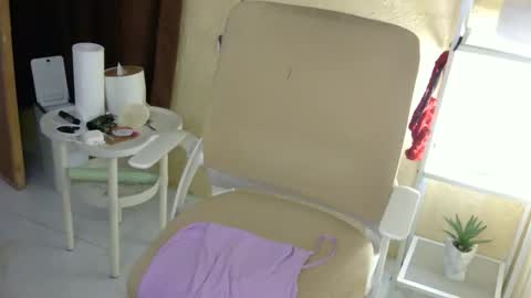 Rhian online show from November 1, 2025, 4:25 am