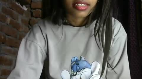 Snapshot of avery_lust01 chatting on January 27, 2025, 8:18 am avery_lust01 online show from January 27, 2025, 8:18 am