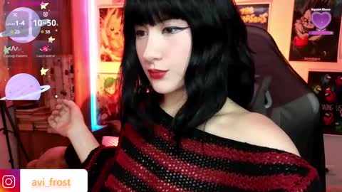 Snapshot of avi_frost chatting on February 11, 2025, 7:33 am Saraaaa independent model 3 online show from February 11, 2025, 7:33 am