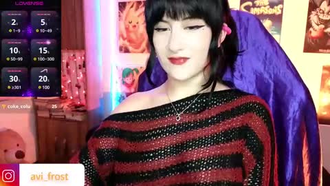 Snapshot of avi_frost chatting on March 1, 2025, 5:31 am Saraaaa independent model 3 online show from March 1, 2025, 5:31 am