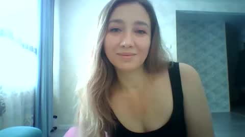 Snapshot of avinelra chatting on April 13, 2026, 5:35 am avinelra online show from April 13, 2026, 5:35 am