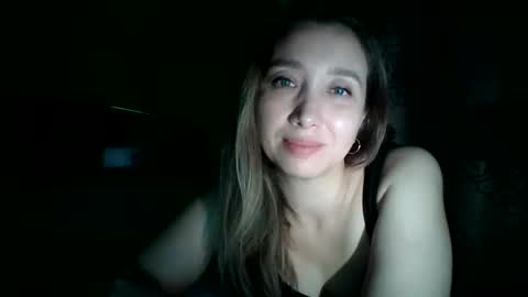 Snapshot of avinelra chatting on April 14, 2026, 2:56 pm avinelra online show from April 14, 2026, 2:56 pm