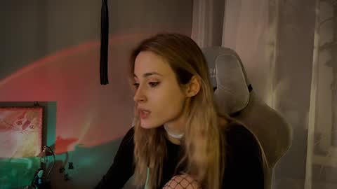 Aviva online show from January 25, 2025, 10:07 pm