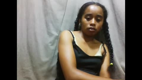 avontsoaldy online show from February 13, 2026, 6:09 am