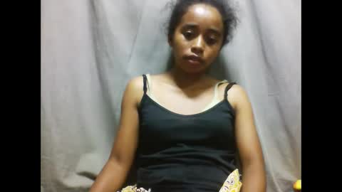 avontsoaldy online show from February 15, 2026, 4:09 am