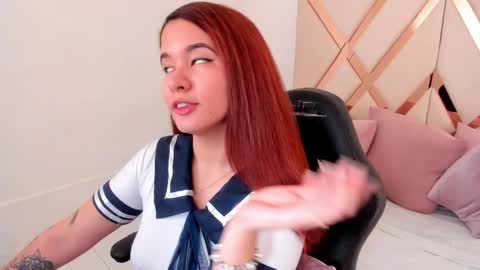 Snapshot of avrilwayne chatting on February 2, 2026, 11:53 am Avril online show from February 2, 2026, 11:53 am