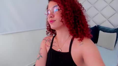 Snapshot of avrilwayne chatting on February 28, 2026, 12:28 pm Avril online show from February 28, 2026, 12:28 pm