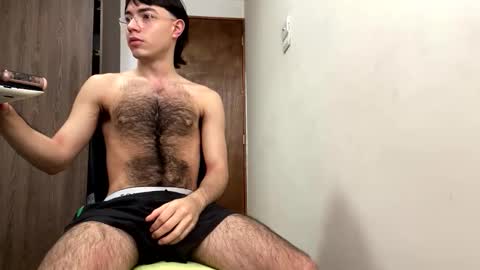 AndrewXxl independent online show from March 31, 2026, 3:12 pm