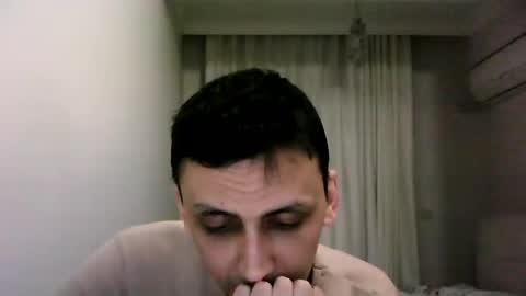 Snapshot of awesenheit chatting on February 6, 2025, 6:35 pm awesenheit online show from February 6, 2025, 6:35 pm