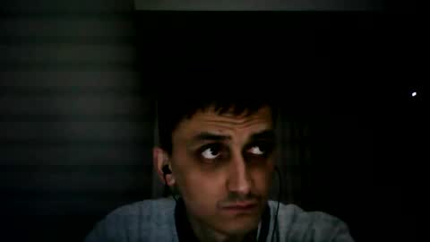 Snapshot of awesenheit chatting on October 12, 2025, 7:46 pm awesenheit online show from October 12, 2025, 7:46 pm