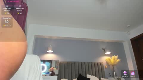 Jolie online show from December 14, 2025, 8:09 am