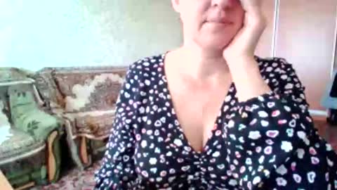 awesomeladyy online show from September 27, 2025, 8:19 am