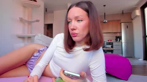 Snapshot of awgustina_sweetheart22 chatting on February 1, 2026, 9:41 am Awgustina online show from February 1, 2026, 9:41 am