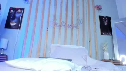 axarasss online show from February 12, 2026, 12:11 pm