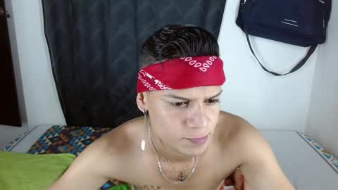 axcel online show from December 2, 2025, 6:25 pm