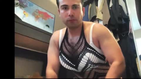 Axel Palacios online show from December 9, 2024, 5:52 pm