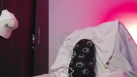 Snapshot of axel_7070 chatting on October 23, 2025, 9:24 pm Independiente Model online show from October 23, 2025, 9:24 pm