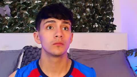 Snapshot of axel_draven chatting on September 25, 2025, 11:03 am axel_draven online show from September 25, 2025, 11:03 am