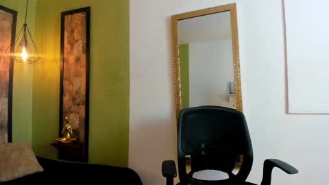 Snapshot of axel_draven chatting on December 15, 2025, 11:25 am axel_draven online show from December 15, 2025, 11:25 am