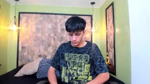 Snapshot of axel_draven chatting on December 22, 2025, 11:18 am axel_draven online show from December 22, 2025, 11:18 am