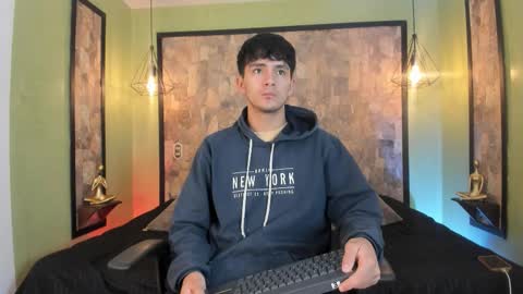 Snapshot of axel_draven chatting on February 5, 2026, 12:10 pm axel_draven online show from February 5, 2026, 12:10 pm