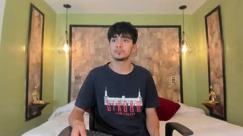 Snapshot of axel_draven chatting on February 21, 2026, 12:06 pm axel_draven online show from February 21, 2026, 12:06 pm