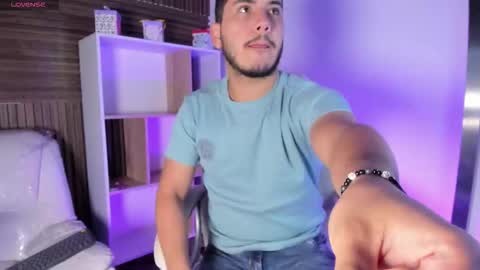 axel_grey_ online show from October 11, 2025, 12:15 pm