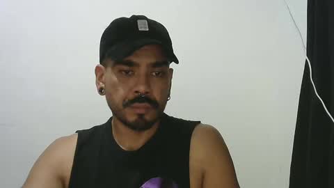 Axel online show from February 2, 2025, 4:05 am