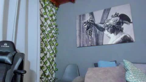 Snapshot of axel_owen chatting on December 3, 2024, 1:08 am Axel online show from December 3, 2024, 1:08 am