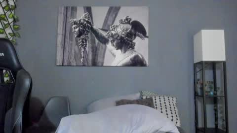 Snapshot of axel_owen chatting on December 31, 2024, 2:40 am Axel online show from December 31, 2024, 2:40 am