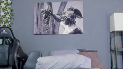 Snapshot of axel_owen chatting on January 13, 2025, 2:18 am Axel online show from January 13, 2025, 2:18 am