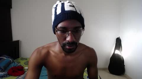 axel rios online show from October 28, 2025, 9:28 pm