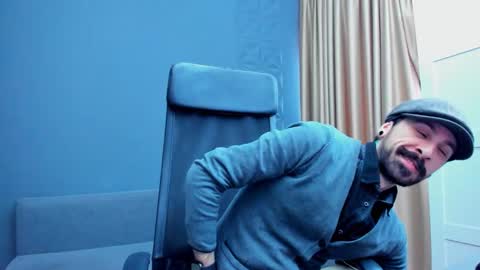 AxelColton online show from December 21, 2025, 11:39 am