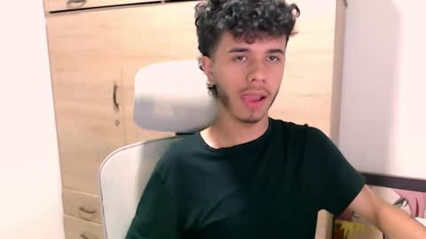 axelldark online show from February 24, 2026, 7:34 pm