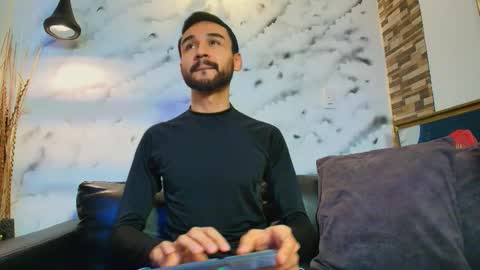 Snapshot of axelmoon_s chatting on February 3, 2026, 10:04 pm Axel Moon online show from February 3, 2026, 10:04 pm