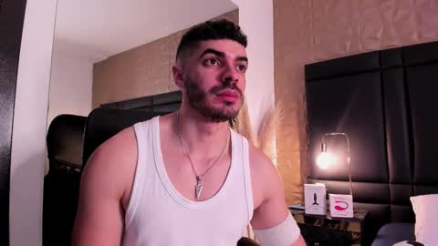 Axel Thompsom online show from November 20, 2025, 11:21 am