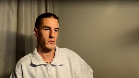 Axl online show from September 24, 2025, 1:53 am