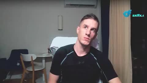 Axl online show from February 8, 2026, 9:51 pm