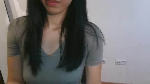 Snapshot of axuepetitt chatting on February 9, 2026, 10:14 pm axue online show from February 9, 2026, 10:14 pm